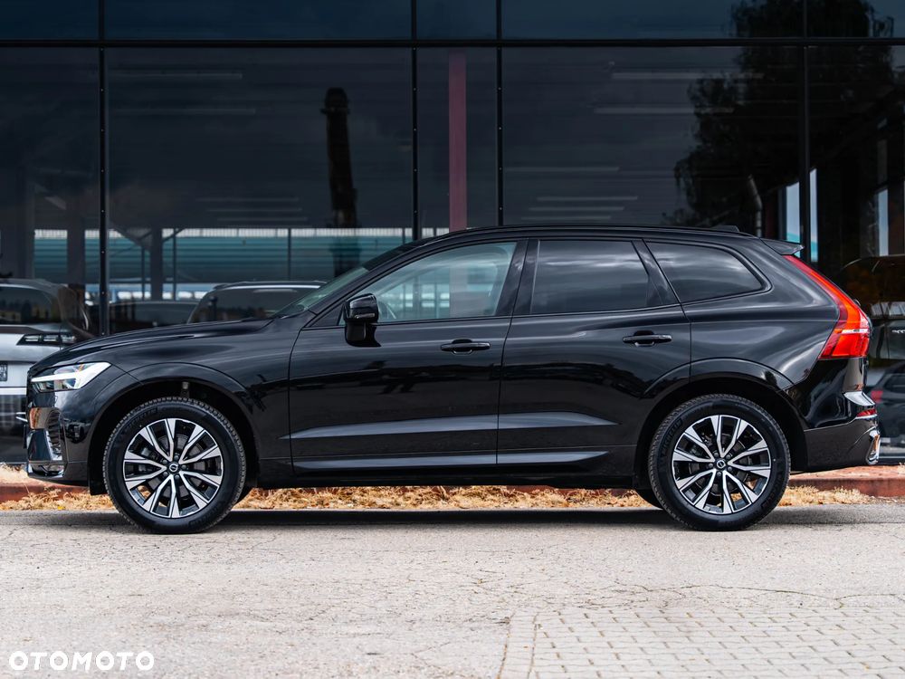 Volvo XC 60 B5 B AWD Plus Dark - 18