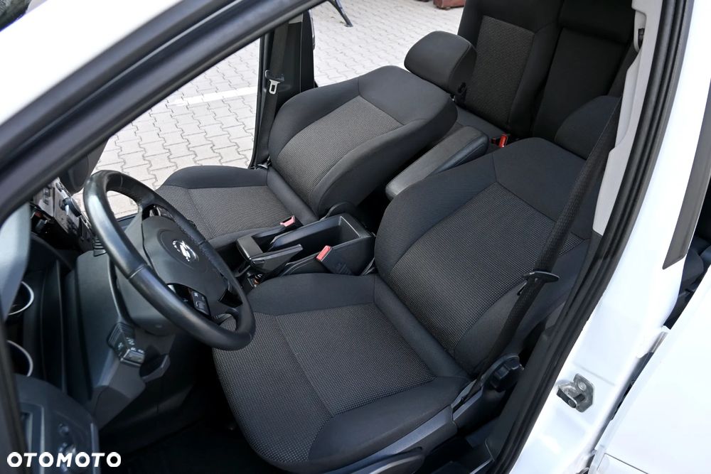 Opel Zafira 1.8 Cosmo - 27