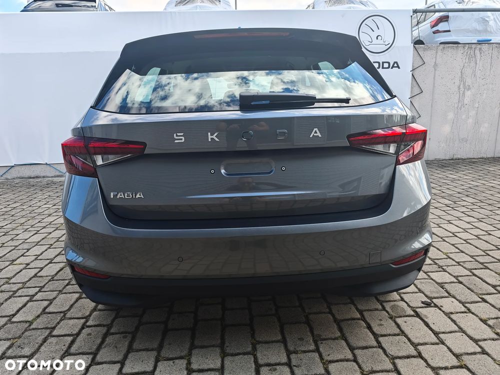 Skoda Fabia 1.0 TSI Edition 130 DSG - 11