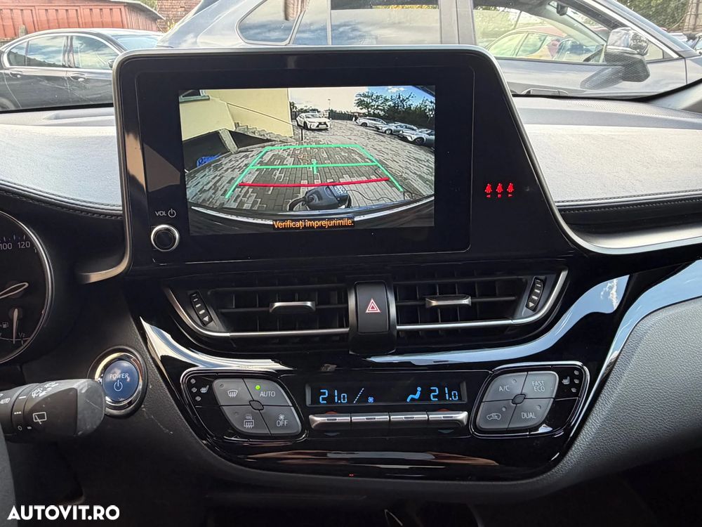 Toyota C-HR Hybrid Business-Edition - 30