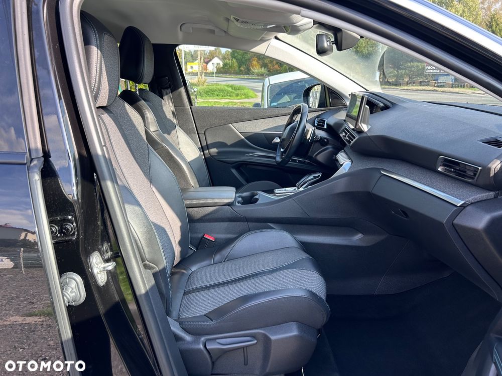 Peugeot 3008 1.2 PureTech Allure Pack S&S EAT8 - 16