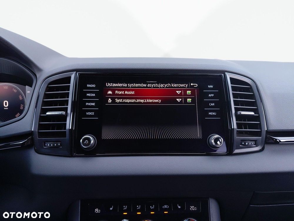 Skoda Karoq 1.5 TSI ACT Sportline DSG - 28