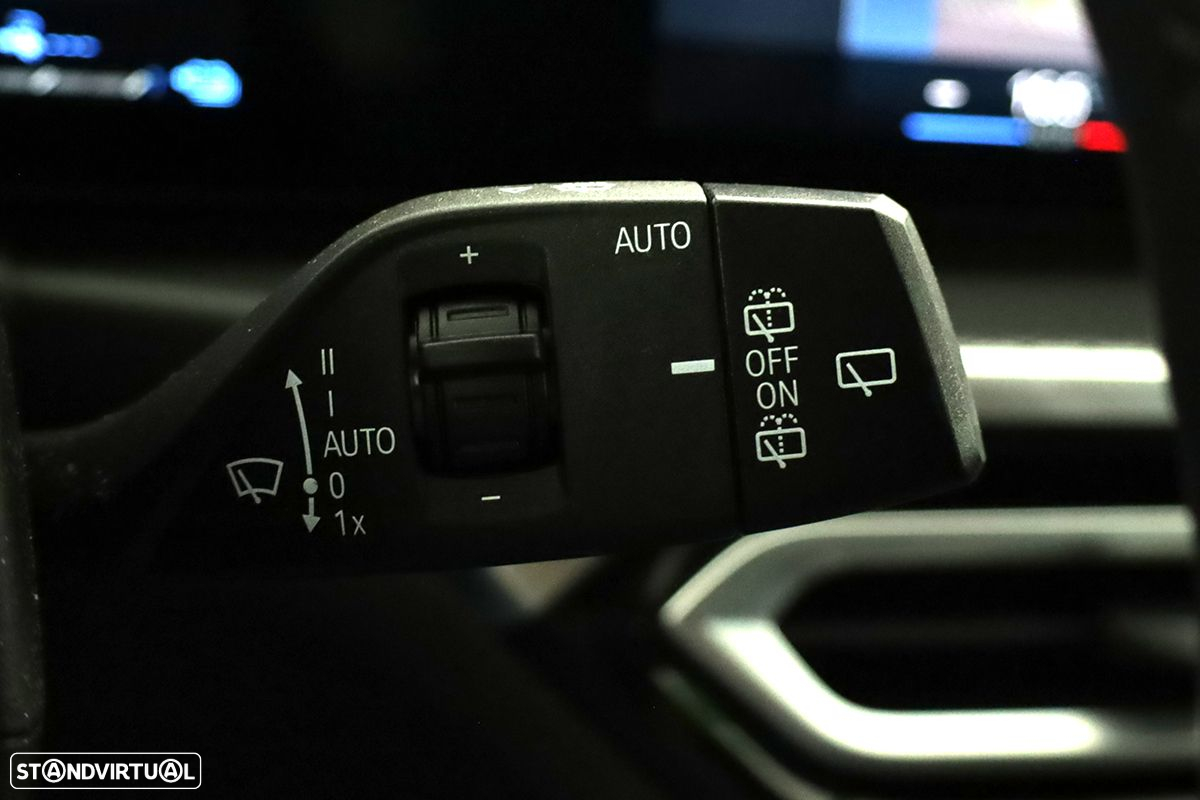 BMW 330 e Touring Pack M Auto - 16