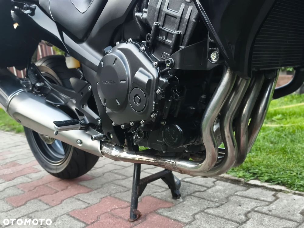Honda CBF - 12