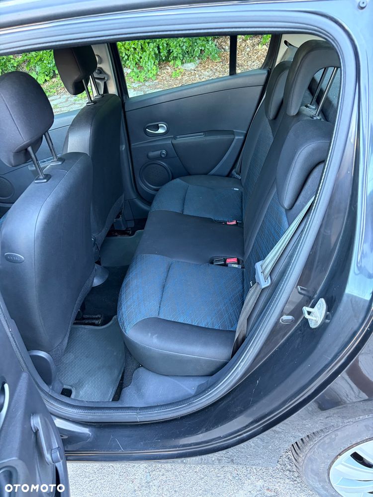 Renault Clio 1.2 TCE Alize - 10