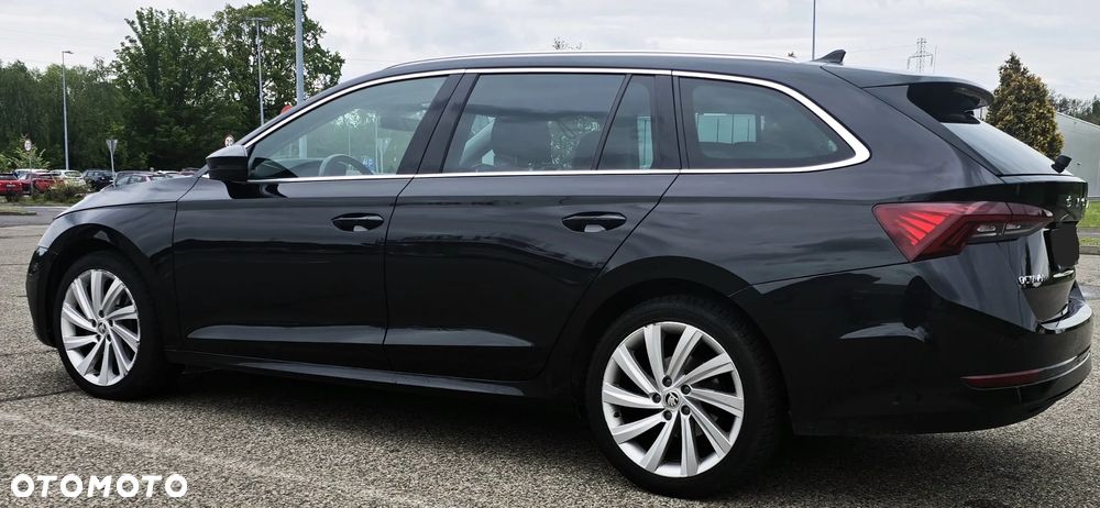 Skoda Octavia 2.0 TDI 4x4 Style DSG - 3