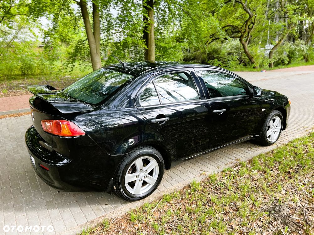 Mitsubishi Lancer - 4