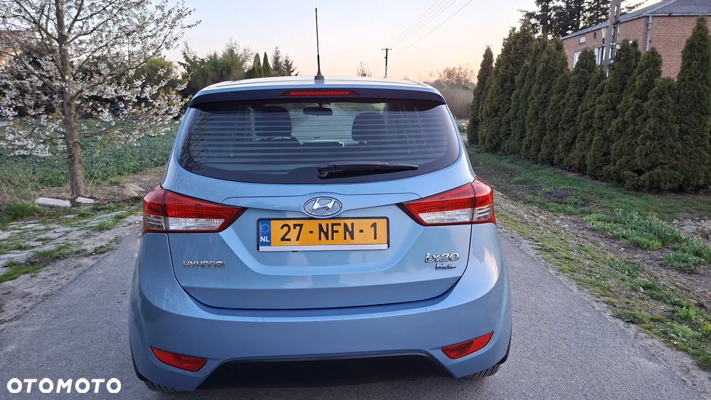 Hyundai ix20 1.4 blue - 7