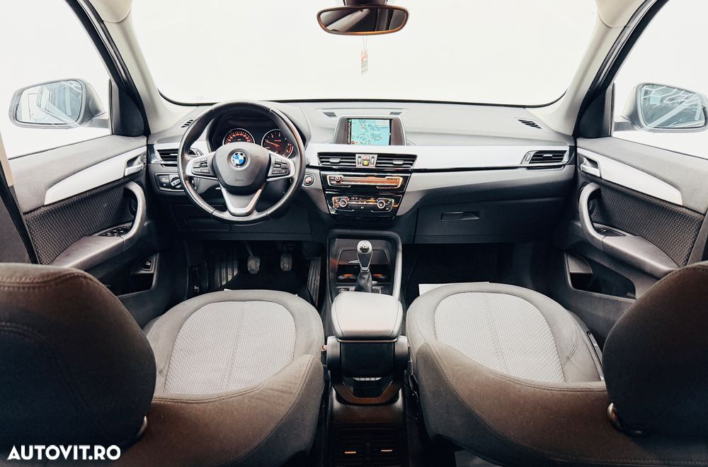 BMW X1 sDrive18d Sport Line - 6