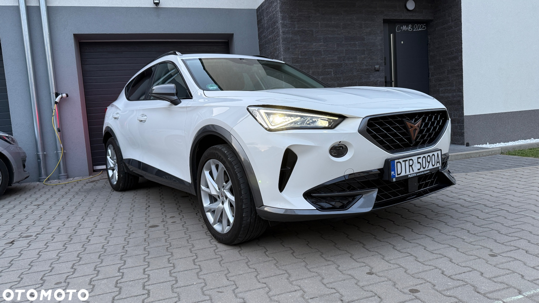 Cupra Formentor 1.4 e-Hybrid DSG - 2