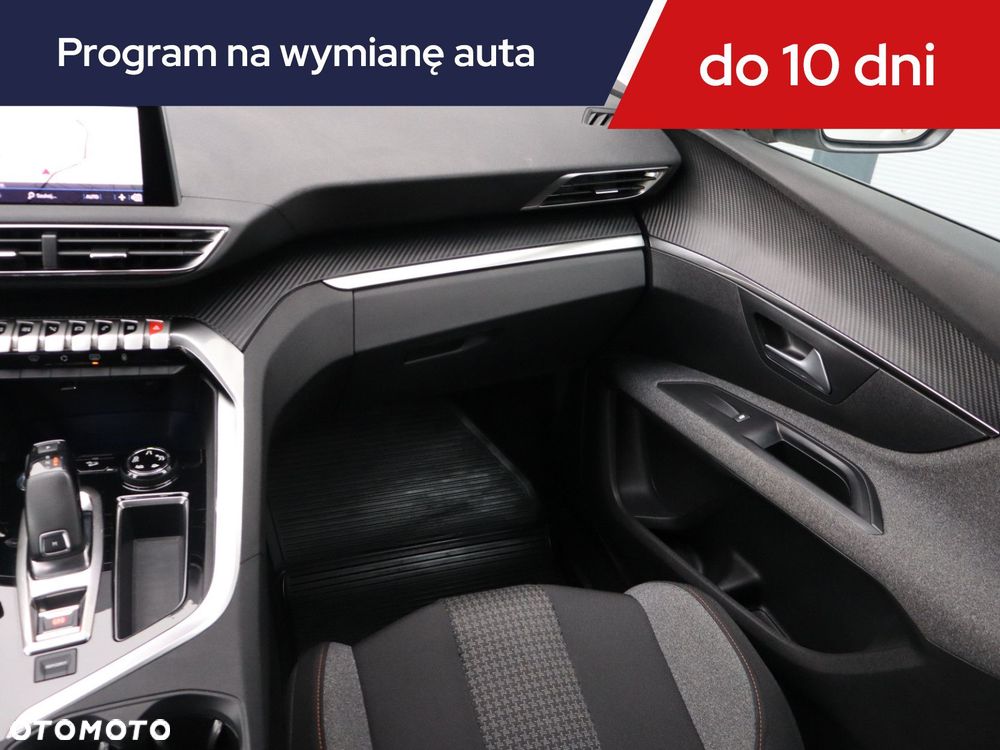 Peugeot 5008 - 10