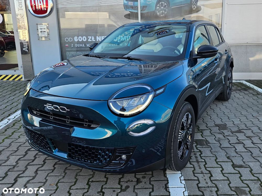 Fiat 600 1.2 Turbo Icon eDCT - 3