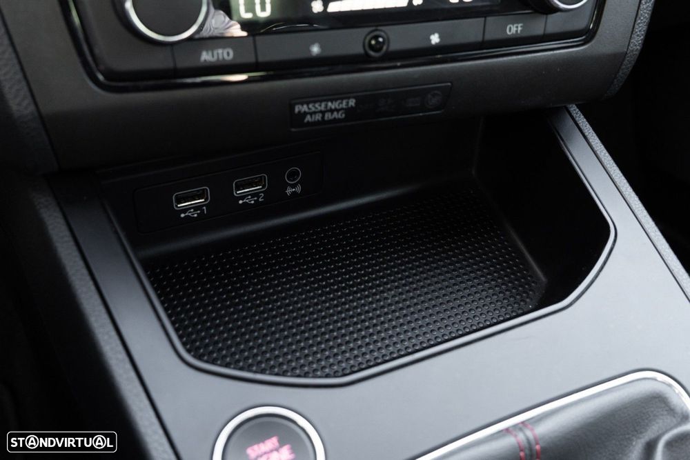 SEAT Ibiza 1.0 TSI FR - 33