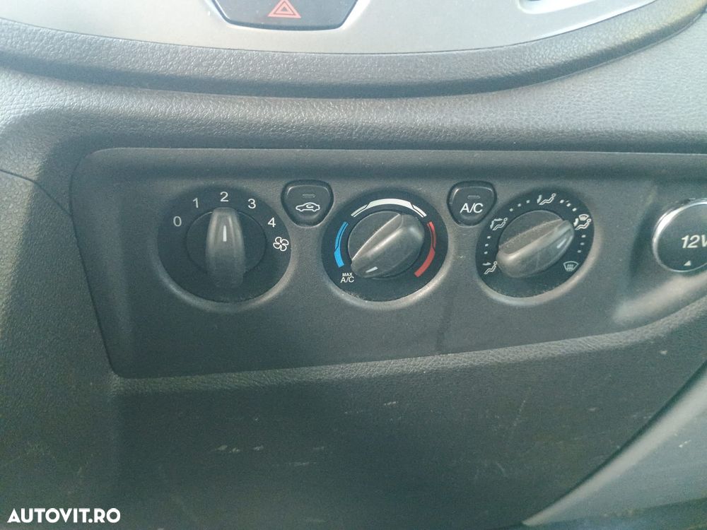 Ford Transit - 14