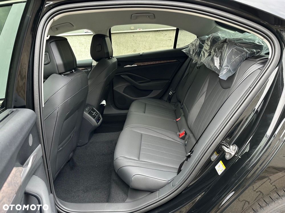 Skoda Superb 2.0 TSI 4x4 L&K DSG - 13