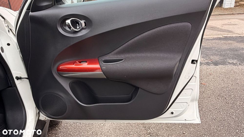 Nissan Juke 1.6 Tekna S&S - 26