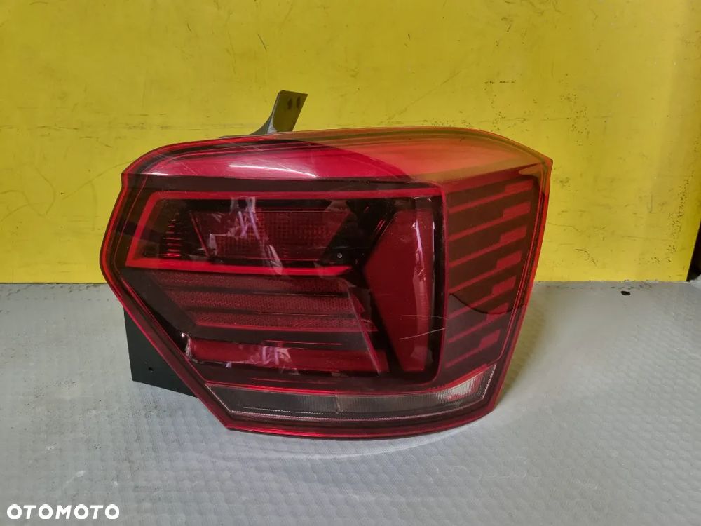 Polo 2G lampa tył prawa - 1