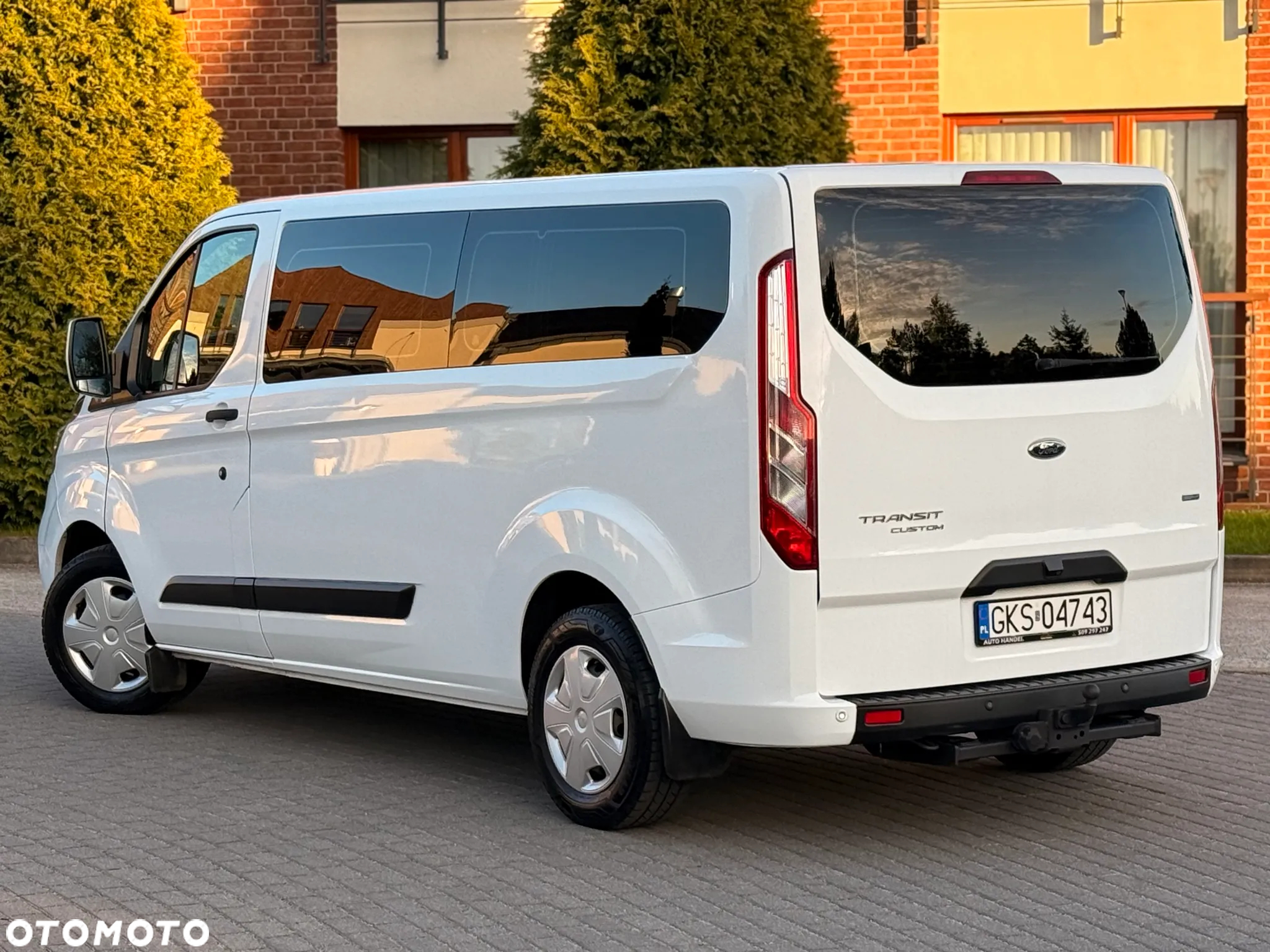 Ford Transit Custom 340 L2H2 VA Autm Nugget Plus - 11