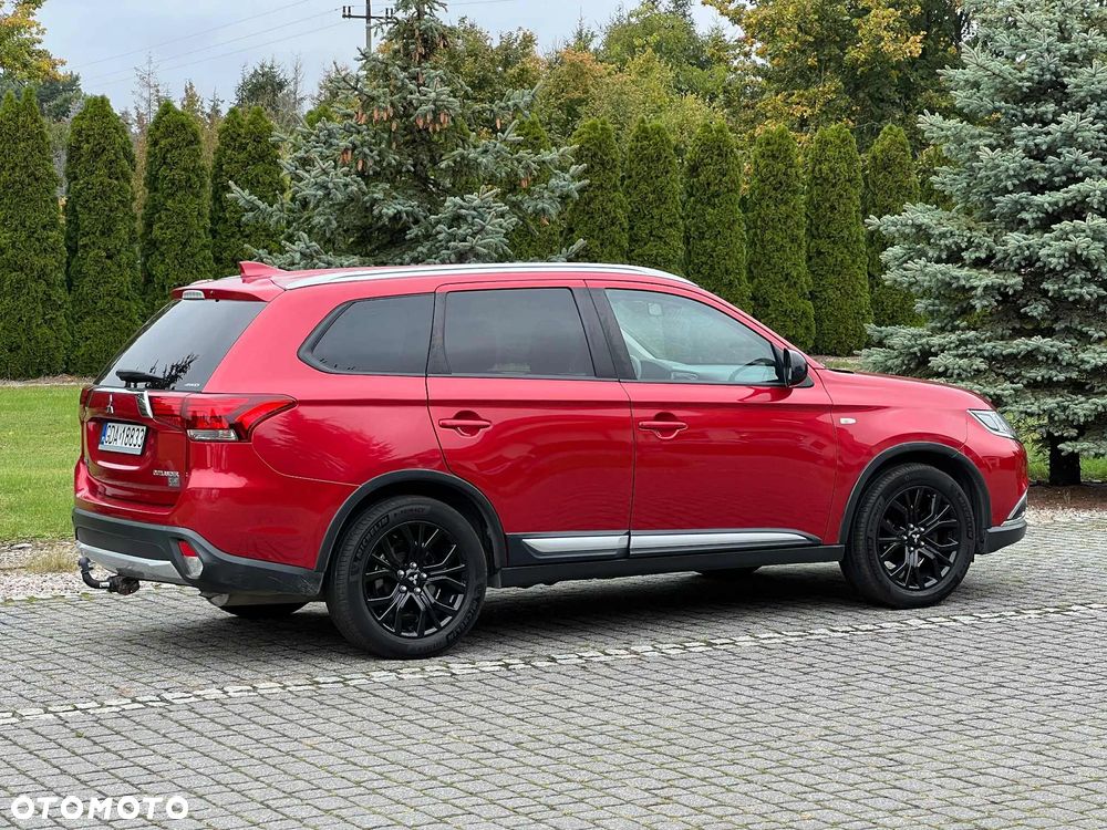 Mitsubishi Outlander - 12