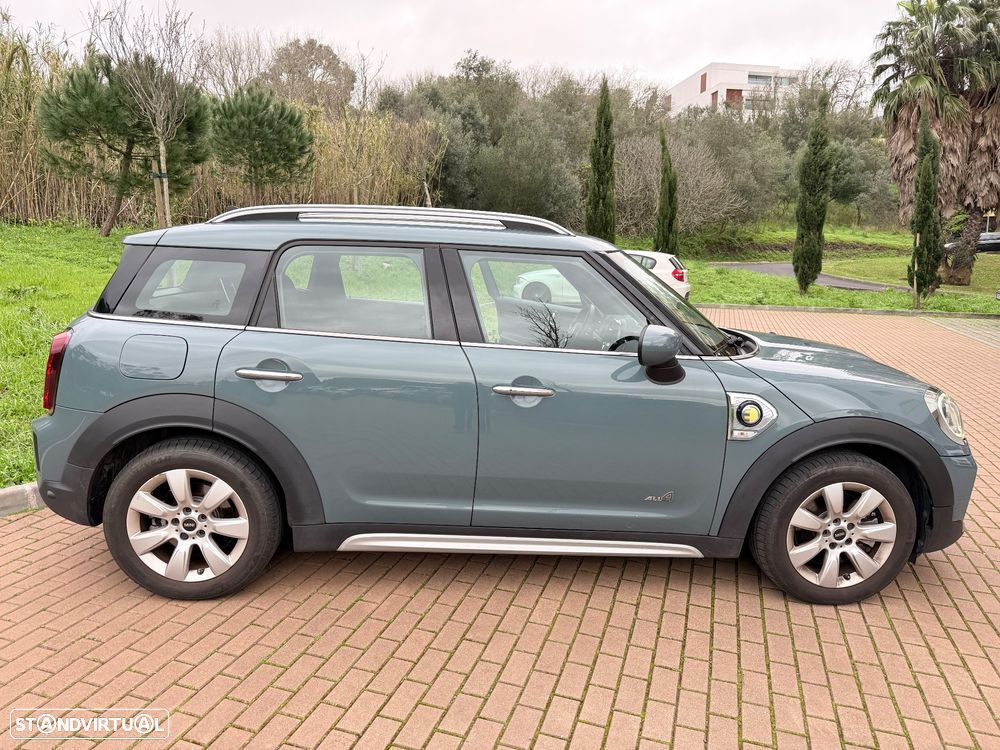 MINI Countryman Cooper SE ALL4 Auto - 12