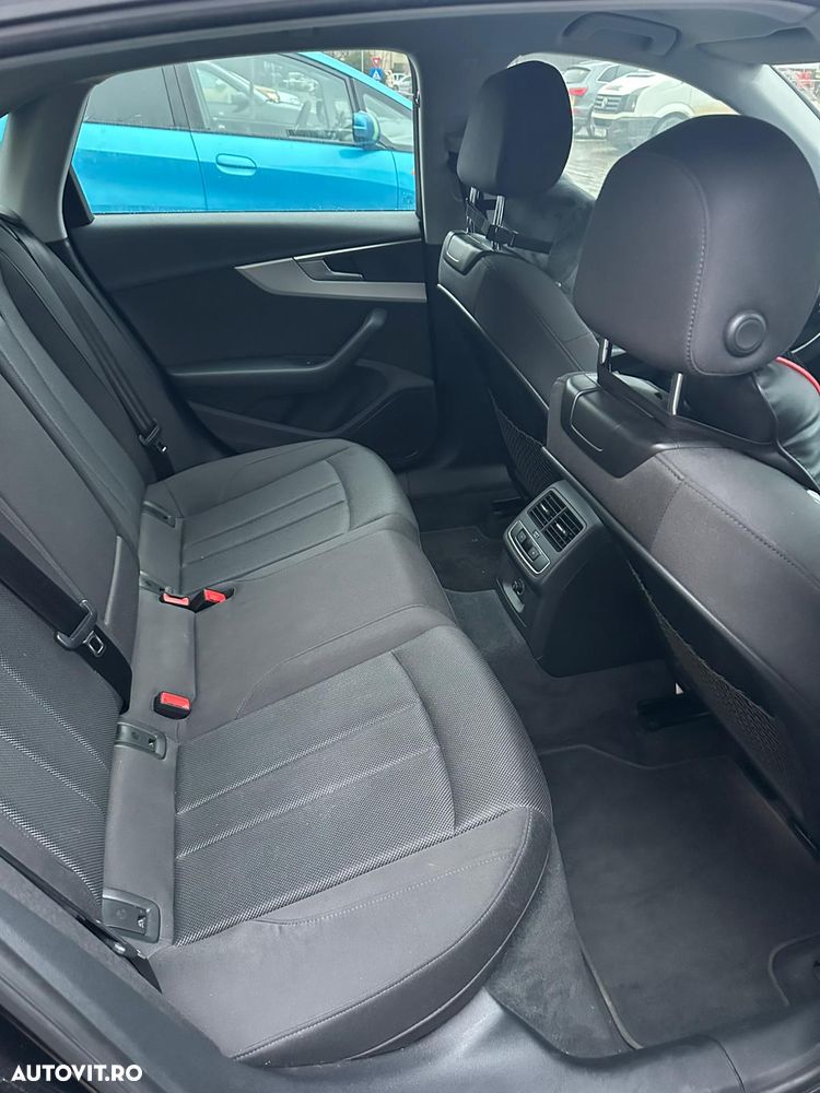 Audi A4 35 TFSI S tronic MHEV Advanced - 14