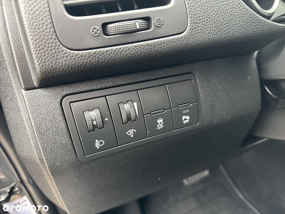 Kia Venga 1.6 Business Line - 20