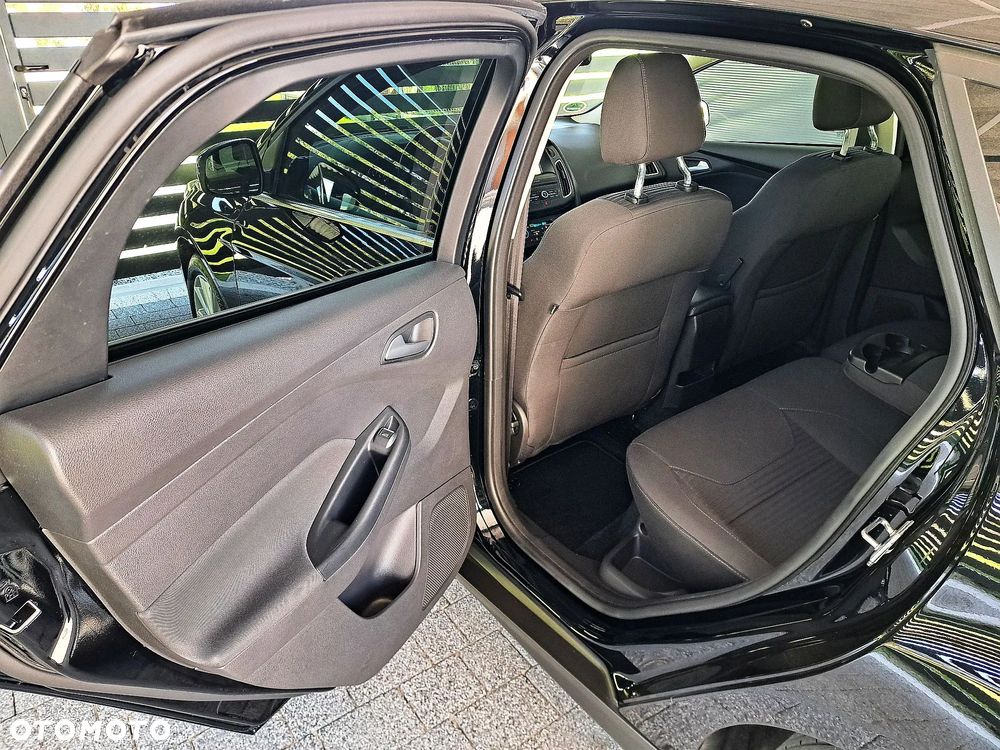 Ford Focus - 8