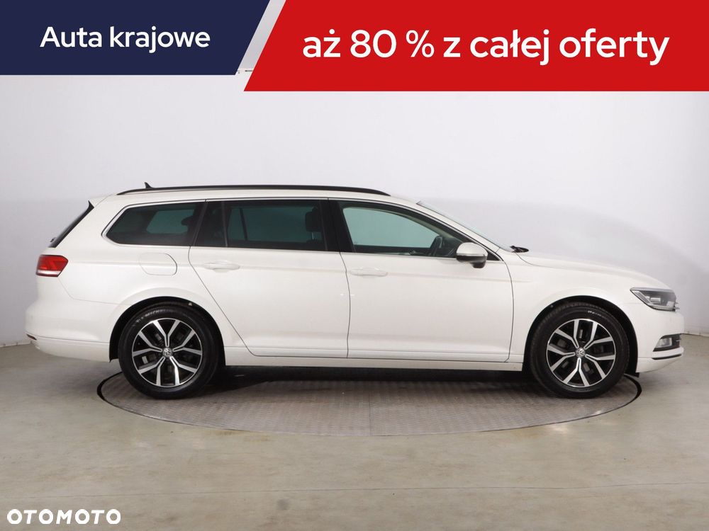 Volkswagen Passat Variant - 8