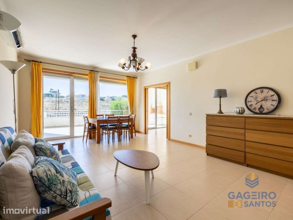 Apartamento T3 a poucos minutos da Baía de São Martinho do Porto - Grande imagem: 4/38