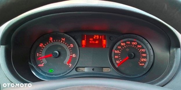 Renault Clio 1.2 16V Expression - 11
