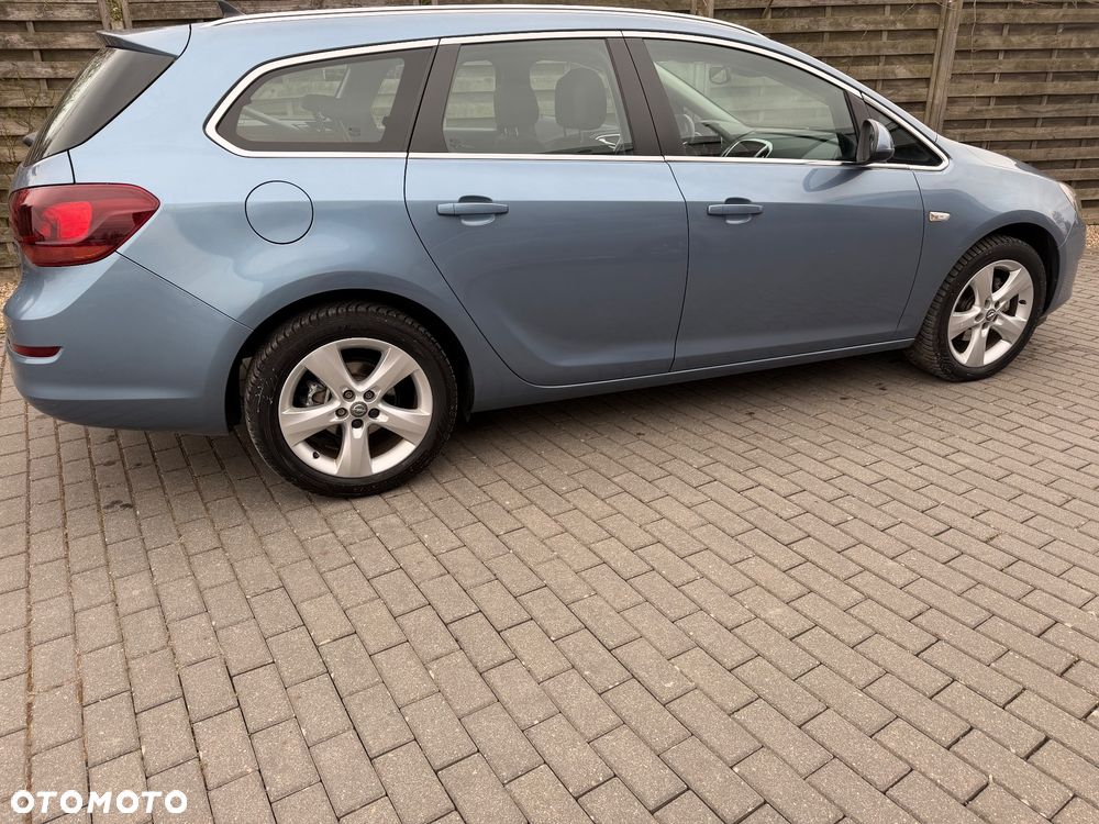 Opel Astra 1.6 Automatik Design Edition - 7