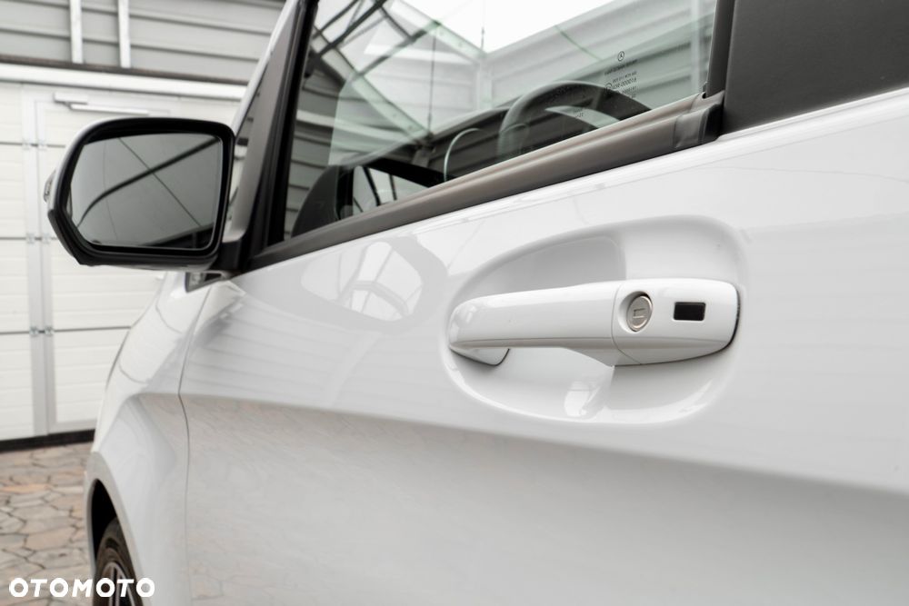 Mercedes-Benz Klasa V 300 d 4-Matic 9G-Tronic (ekstra d³) - 15