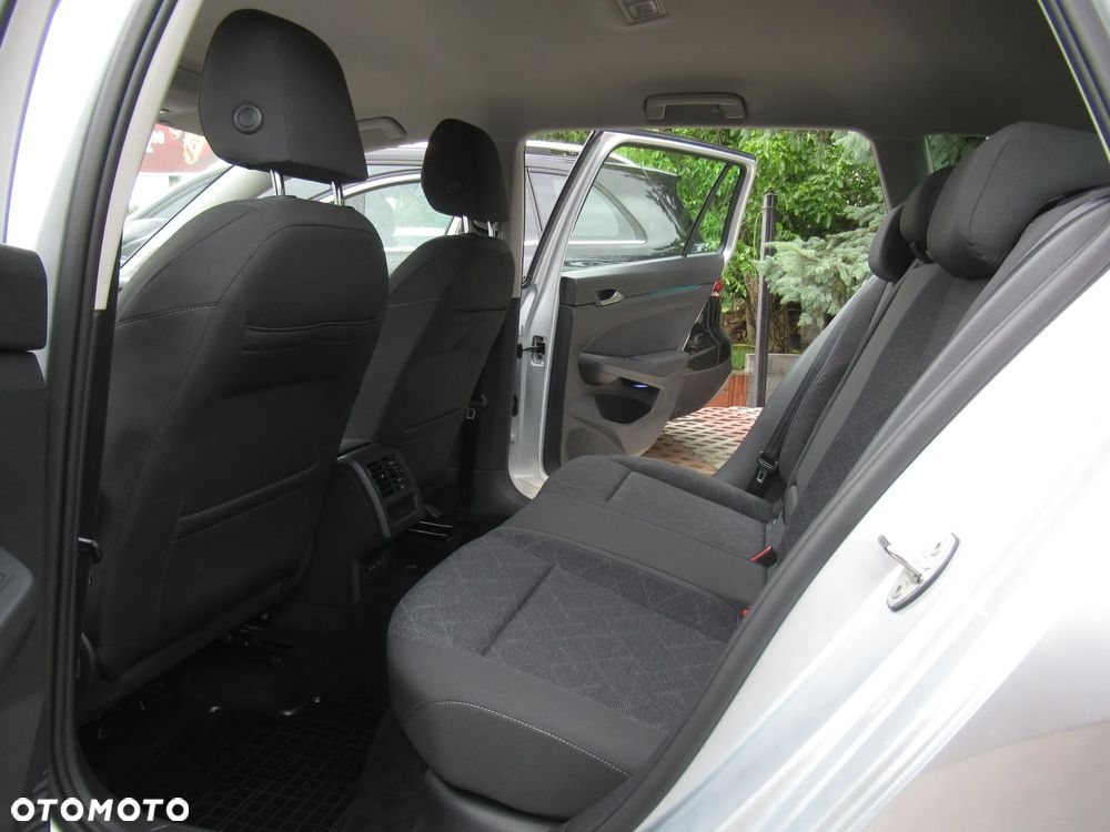 Volkswagen Golf VIII 1.5 TSI EVO Life - 7