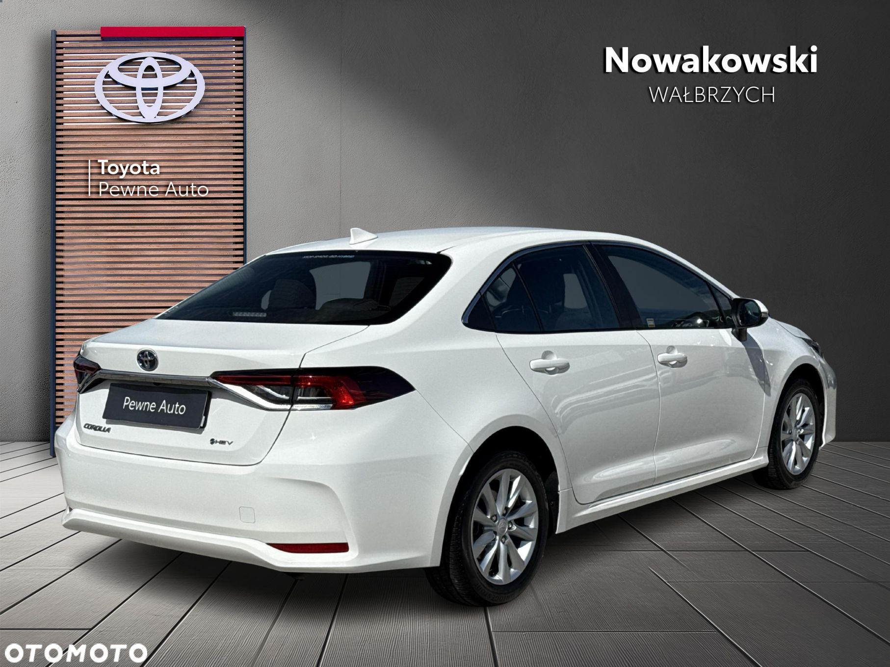 Toyota Corolla - 2