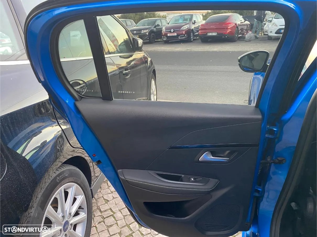 Peugeot 208 1.2 PureTech GT Line EAT8 - 7