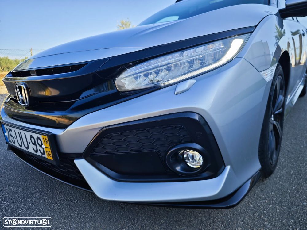 Honda Civic 1.5 i-VTEC Sport Plus CVT - 26