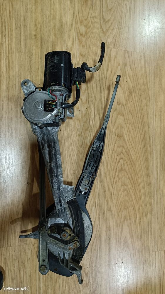 motor limpa vidros Mercedes 190 w201 - 2