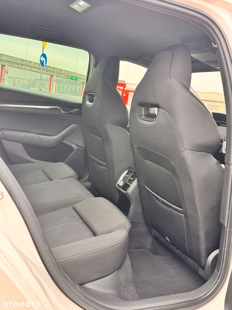 Skoda Octavia 2.0 TDI DSG First Edition - 24