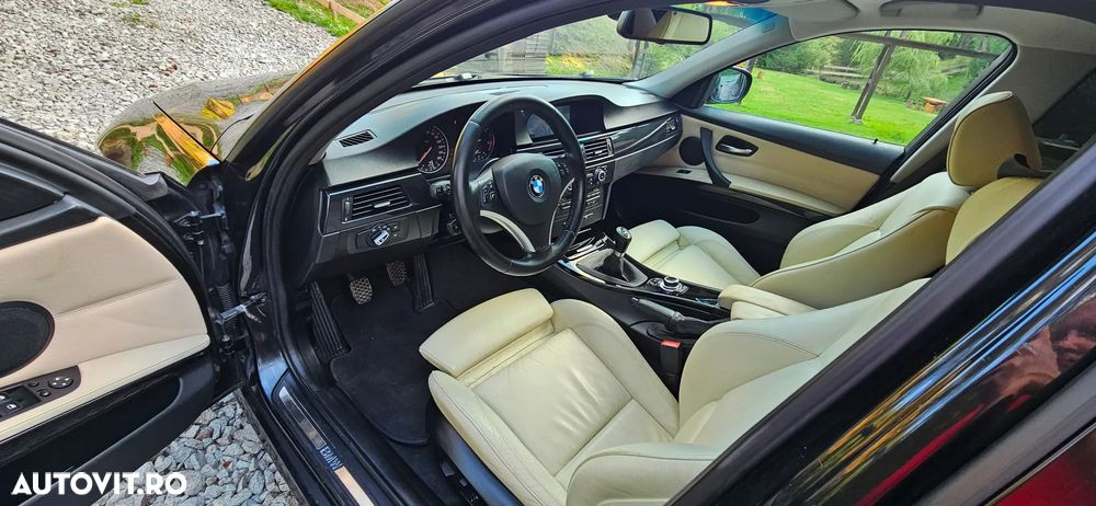 BMW Seria 3 320d xDrive - 9