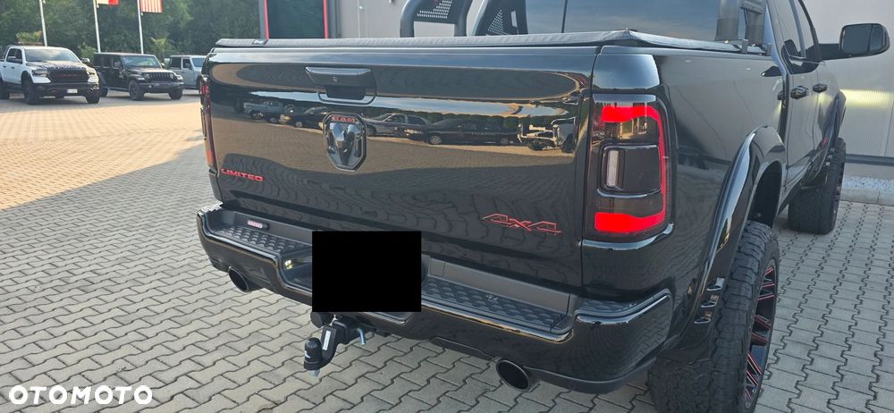 Dodge RAM 5.7 4x4 - 10