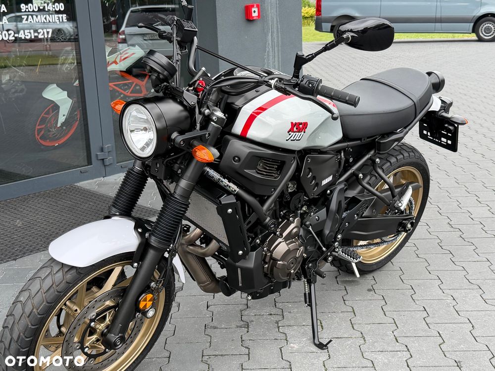 Yamaha XSR - 40