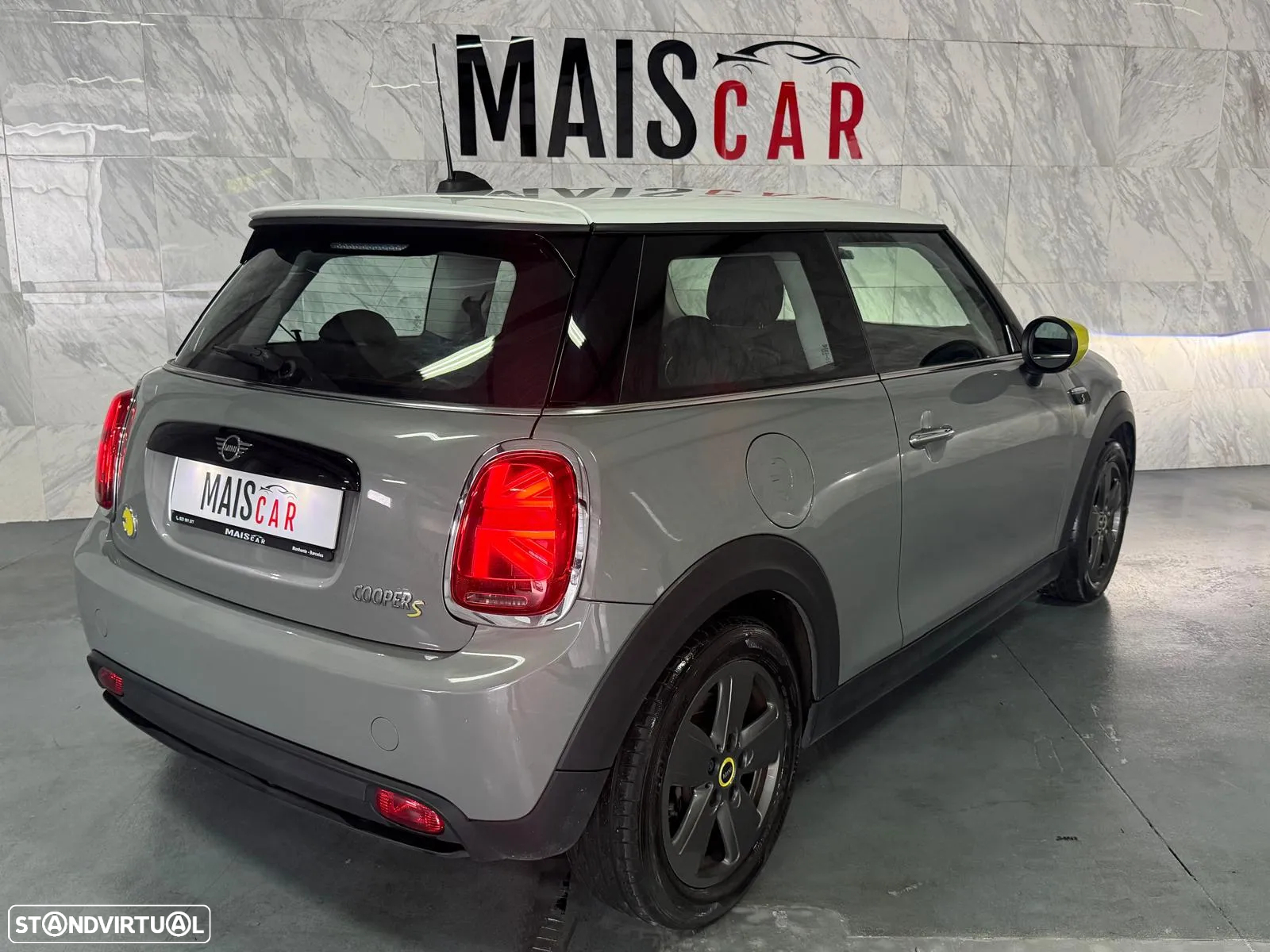 MINI 3 Portas Cooper SE Camden Edition - 4