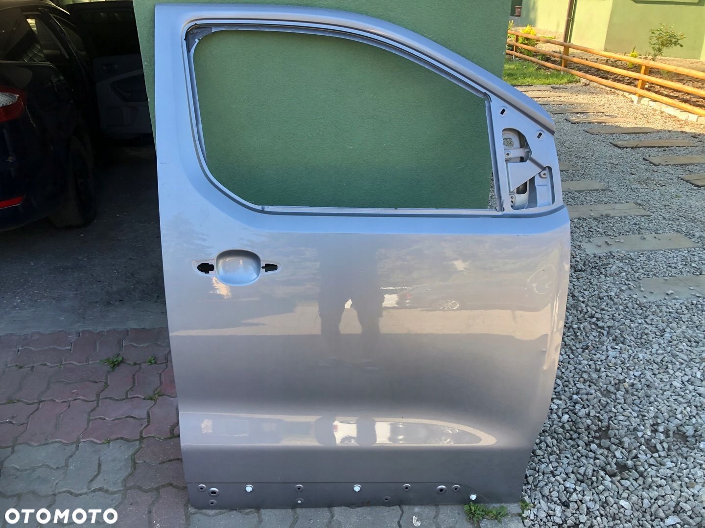 DRZWI PRZÓD PRAWE VIVARO C ZAFIRA D LIFE 19- - 1