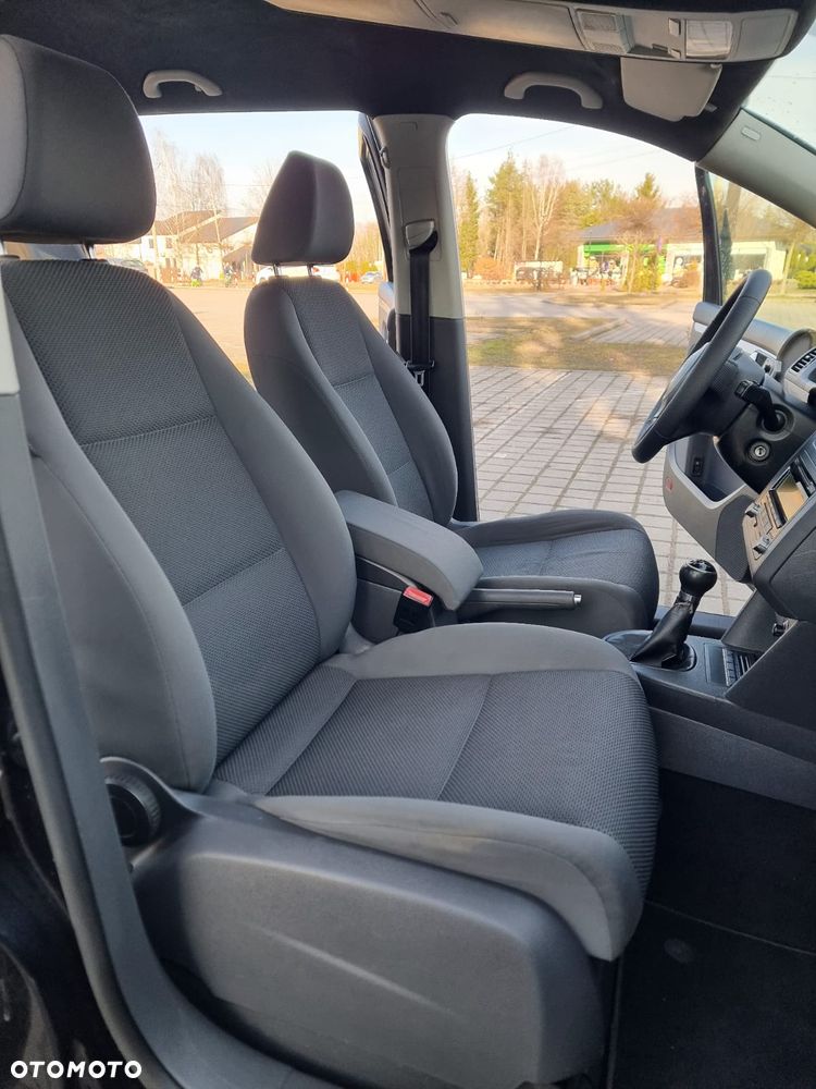 Volkswagen Touran 1.6 TDI DPF BlueMotion Technology Life - 6