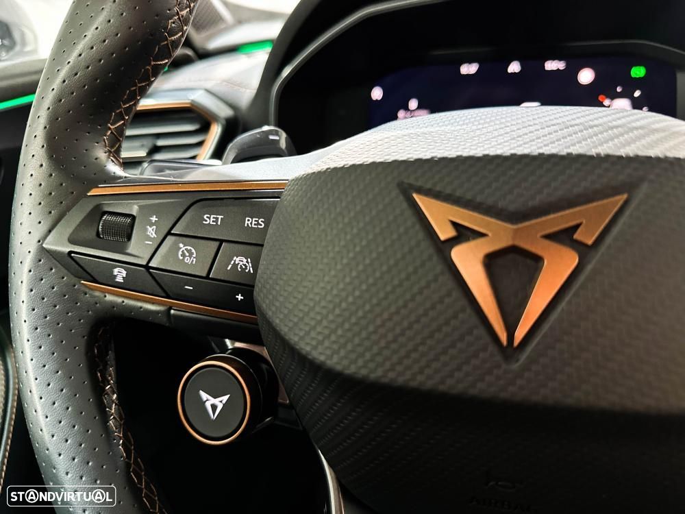 Cupra Formentor 1.4 e-Hybrid DSG VZ - 40