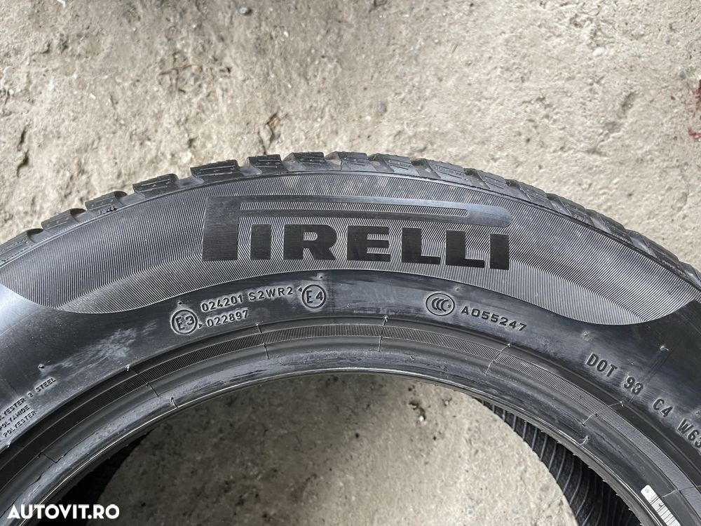 225/60R17 Pirelli SOTTOZERO 3 2 bucati - 4