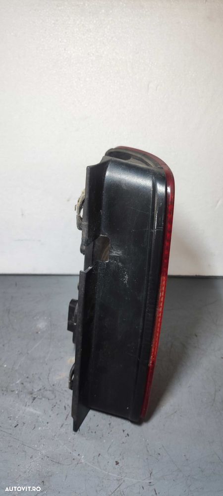 Stop dreapta spate volkswagen vw caddy an 2008 - 4