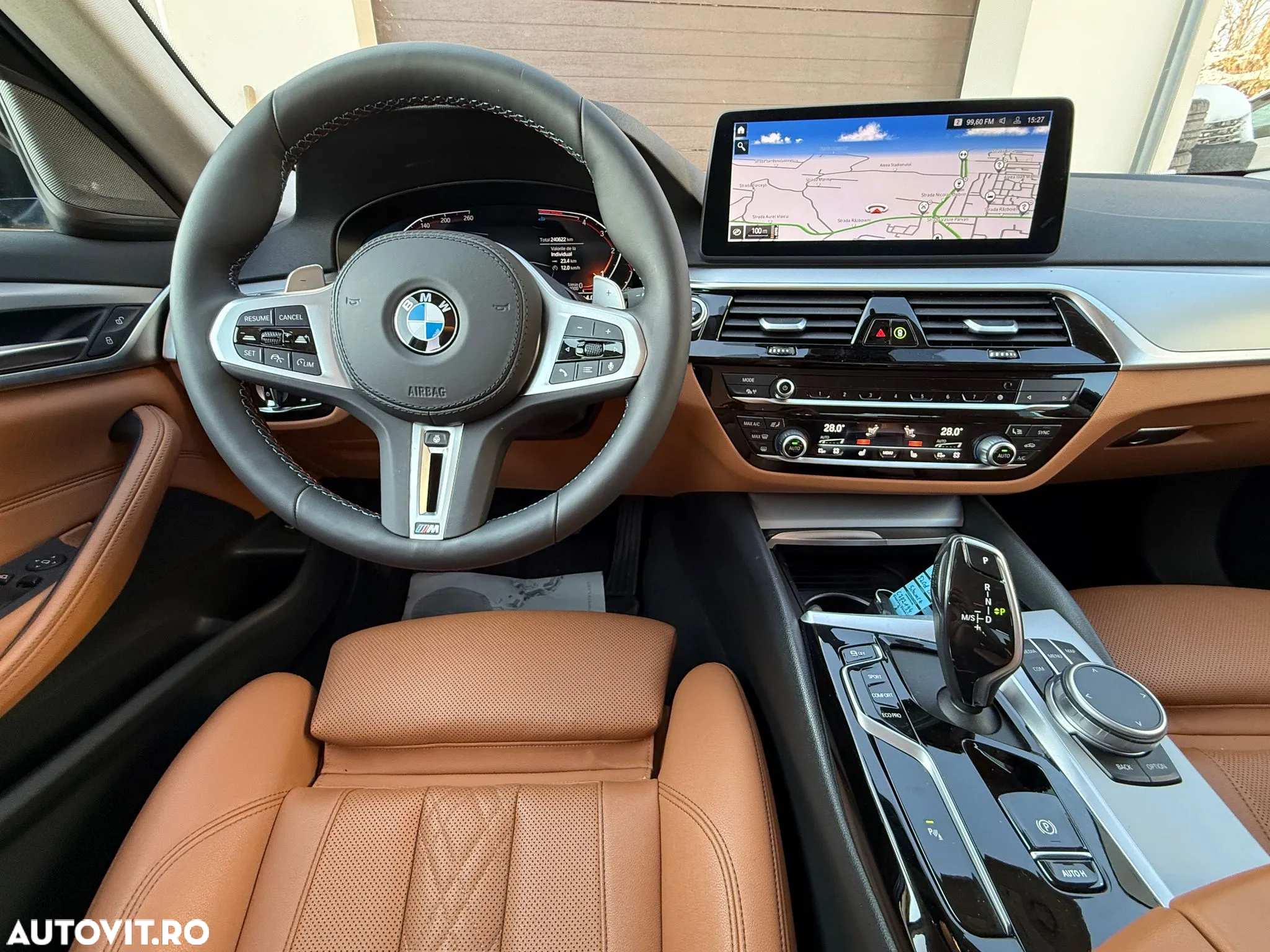 BMW Seria 5 520d Aut. Sport Line - 37