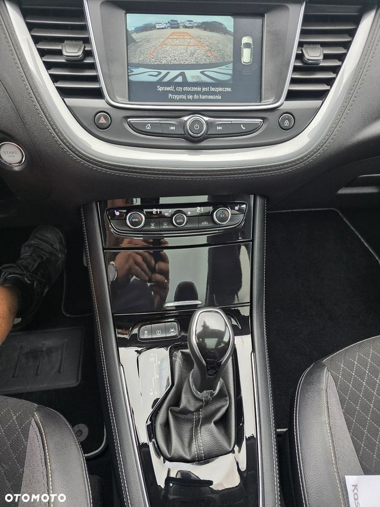 Opel Grandland X 1.6 DStart/Stop Automatik Business INNOVATION - 34
