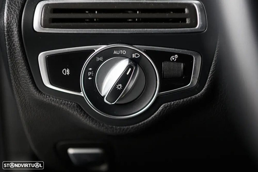 Mercedes-Benz C 200 - 49